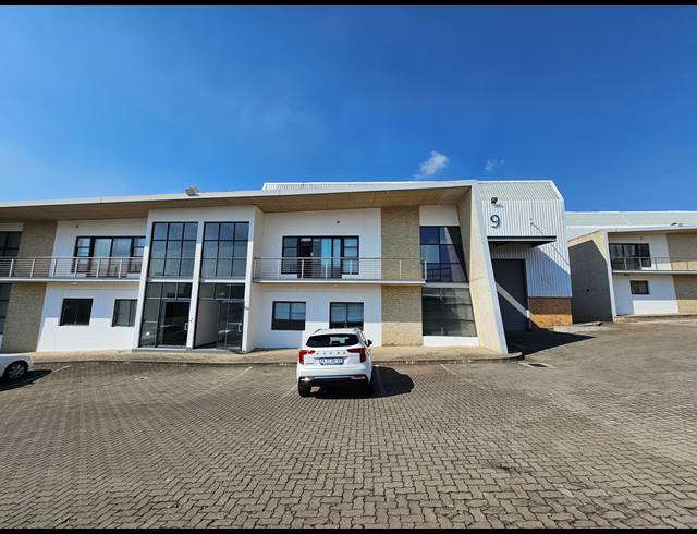 1,166M² WAREHOUSE TO LET IN LINBRO PARK